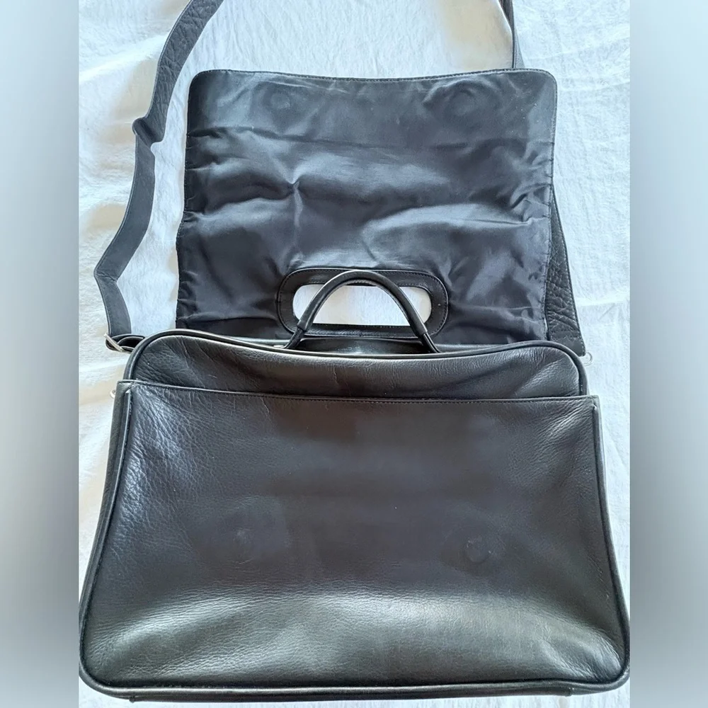 Osgoode Marley Leather Messenger Bag